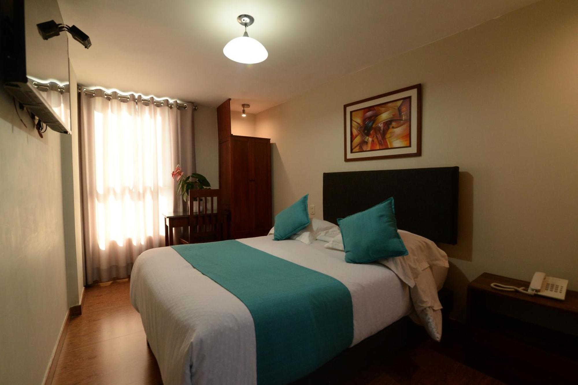 Hotel Palmas Reales Trujillo Exterior photo