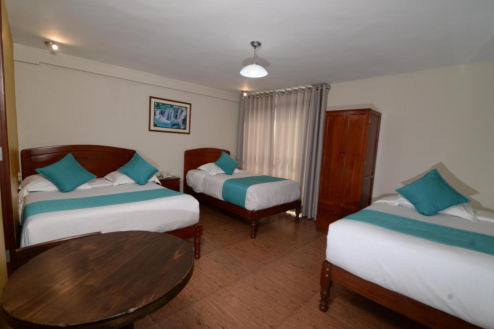 Hotel Palmas Reales Trujillo Exterior photo